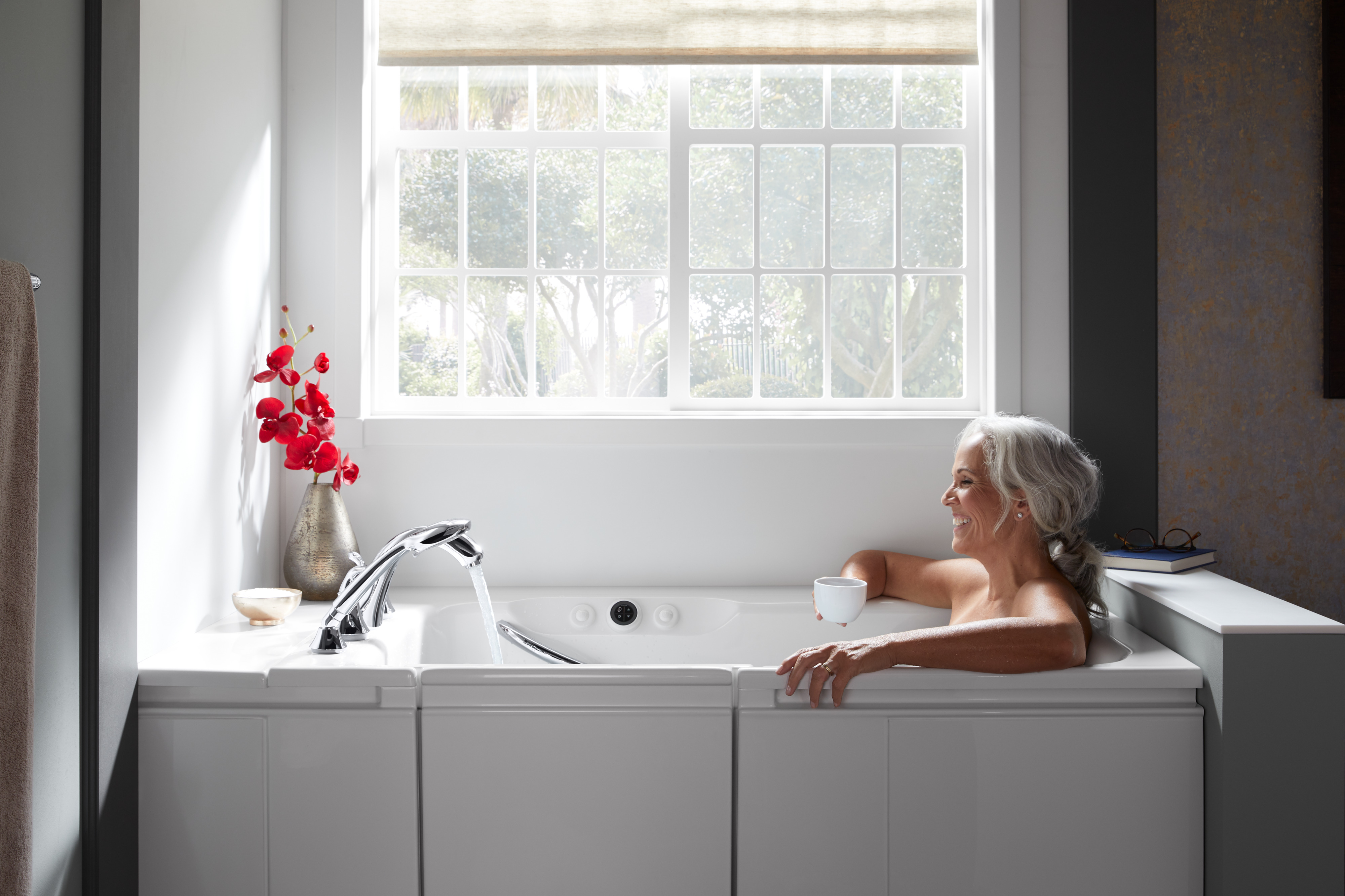 KOHLER Walk-In Bath